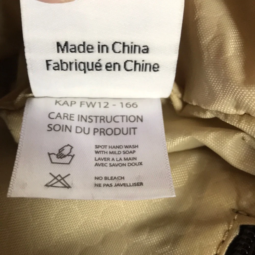 Sherpani Tan and Black Shoulder Bag - Picture 9 of 16